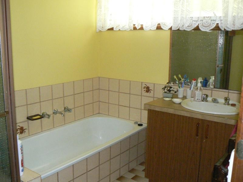 186 Nicholson Street, Orbost VIC 3888