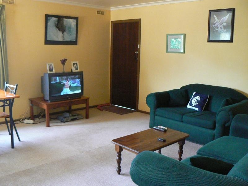 83 JORGENSEN STREET, Marlo VIC 3888