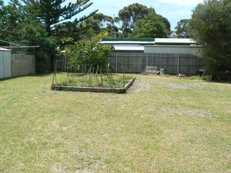 83 JORGENSEN STREET, Marlo VIC 3888