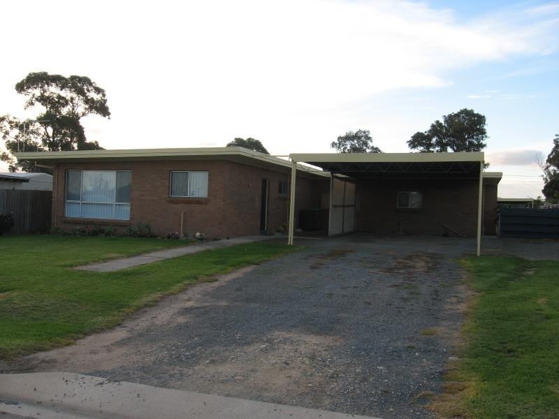 Unit 1/7 Hamilton Street, Orbost VIC 3888
