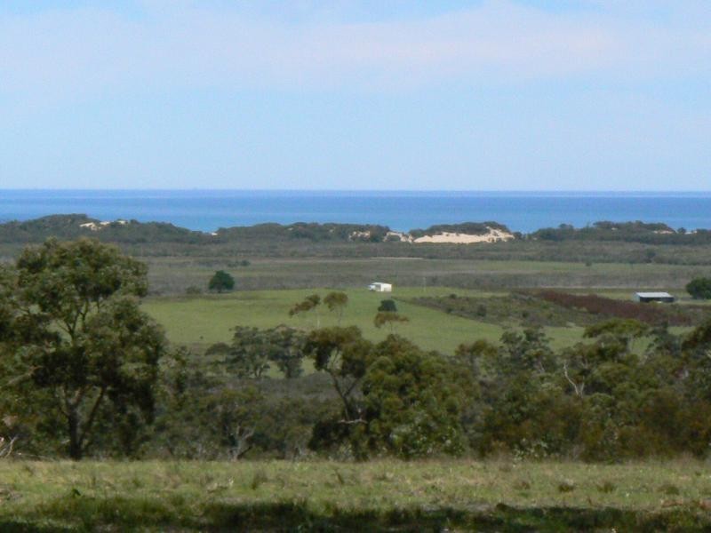 164 LAKE ROAD NEWMERELLA, Orbost VIC 3888