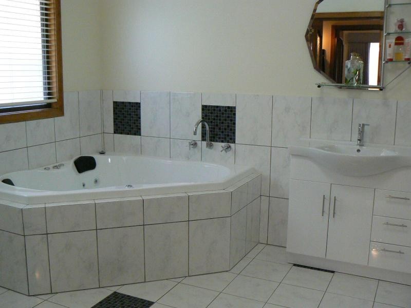 199 NICHOLSON STREET, Orbost VIC 3888