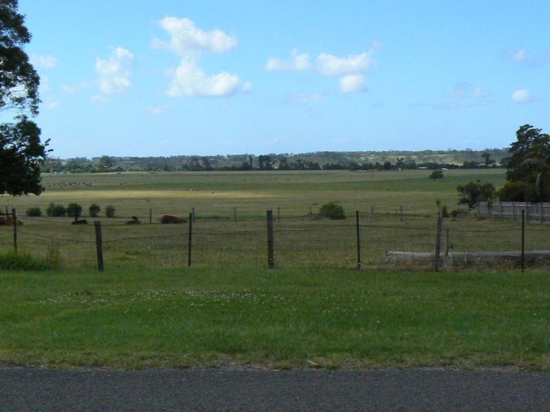 17 IRVINES ROAD, Orbost VIC 3888