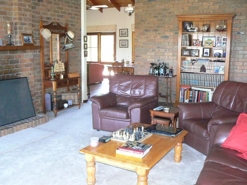 33 IRVINES ROAD, Orbost VIC 3888