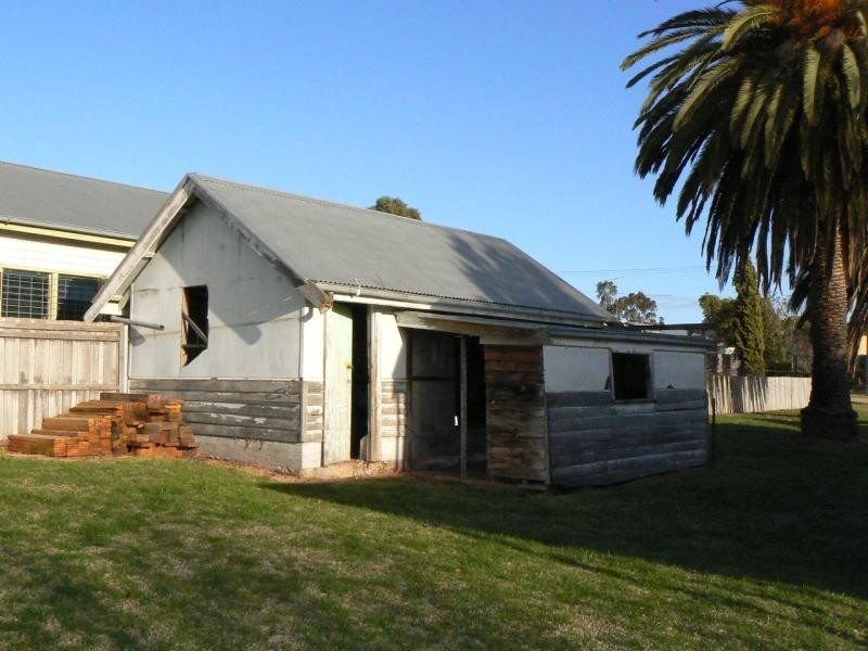 94 FOREST ROAD, Orbost VIC 3888