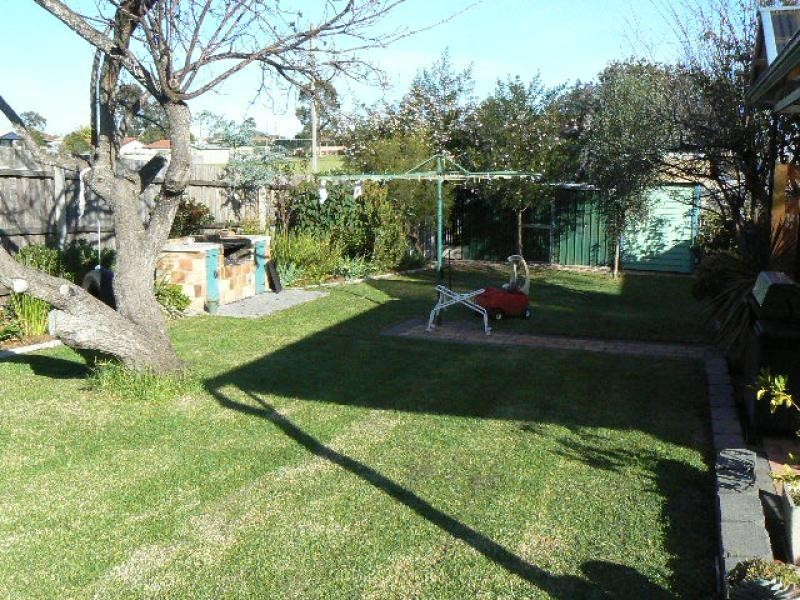 12 EVANS STREET, Orbost VIC 3888