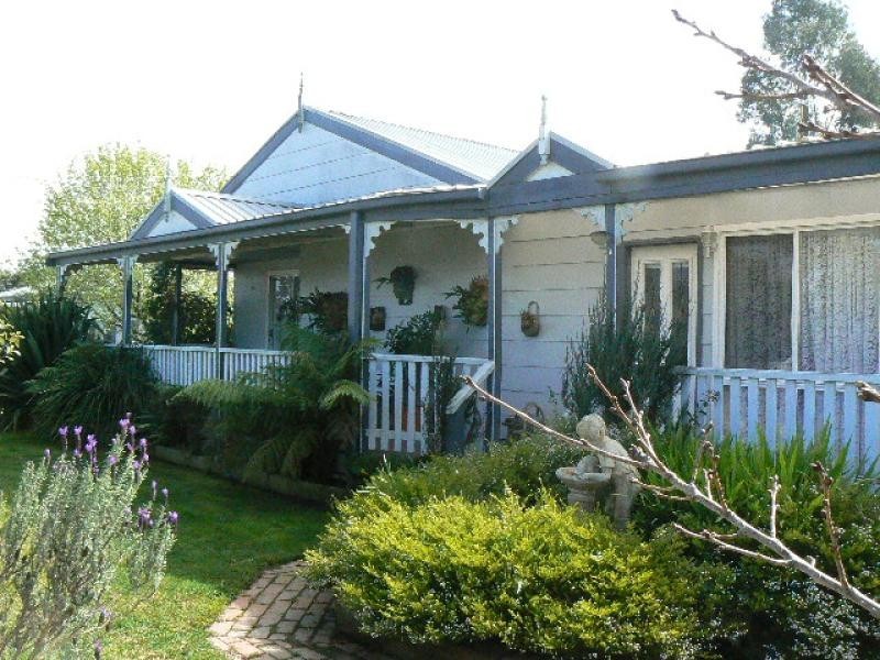 43 OATES STREET, Orbost VIC 3888