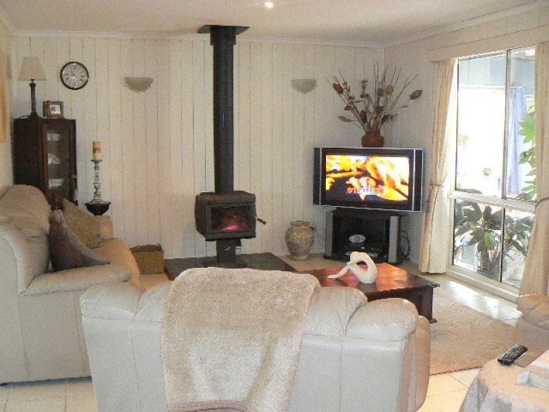 43 OATES STREET, Orbost VIC 3888