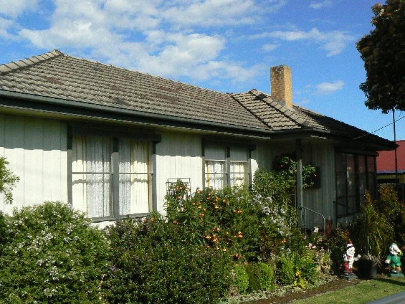 26 LIVINGSTONE STREET, Orbost VIC 3888