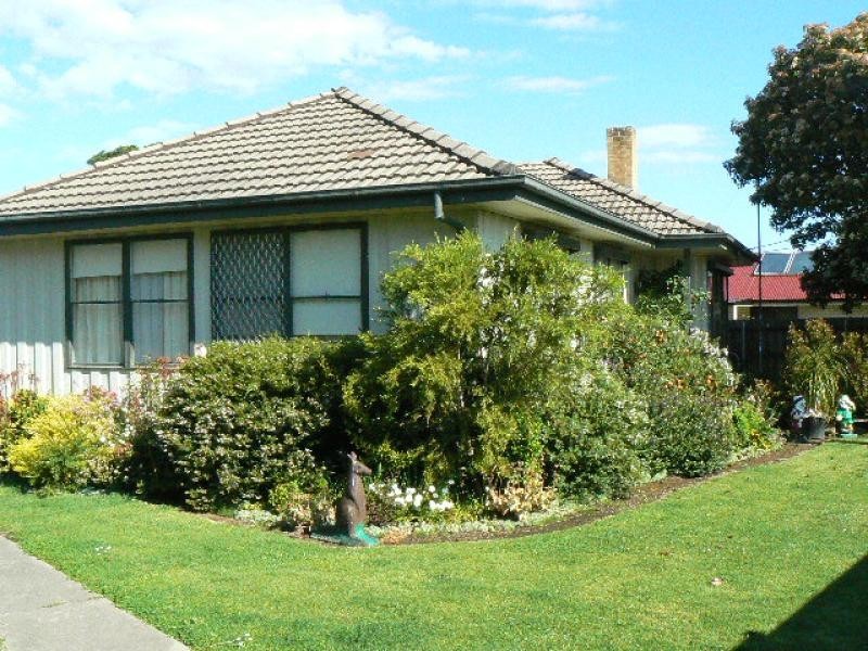 26 LIVINGSTONE STREET, Orbost VIC 3888