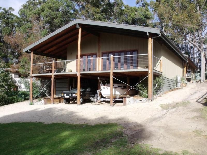 53 KARBEETHONG AVENUE, Mallacoota VIC 3892