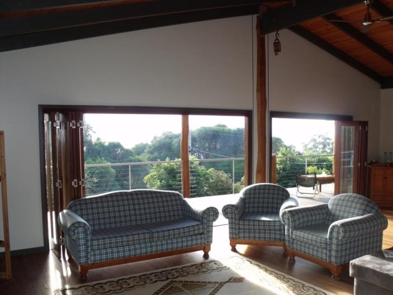 53 KARBEETHONG AVENUE, Mallacoota VIC 3892