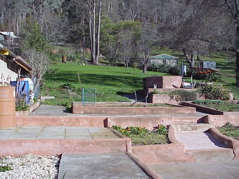 120 DELANY AVENUE, Bright VIC 3741