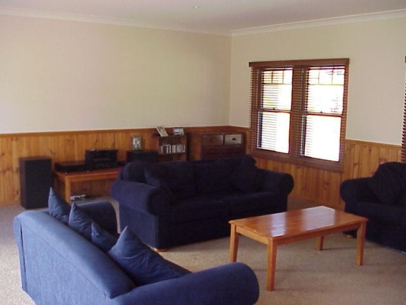 7 BLACKWOOD BOWL, Bright VIC 3741