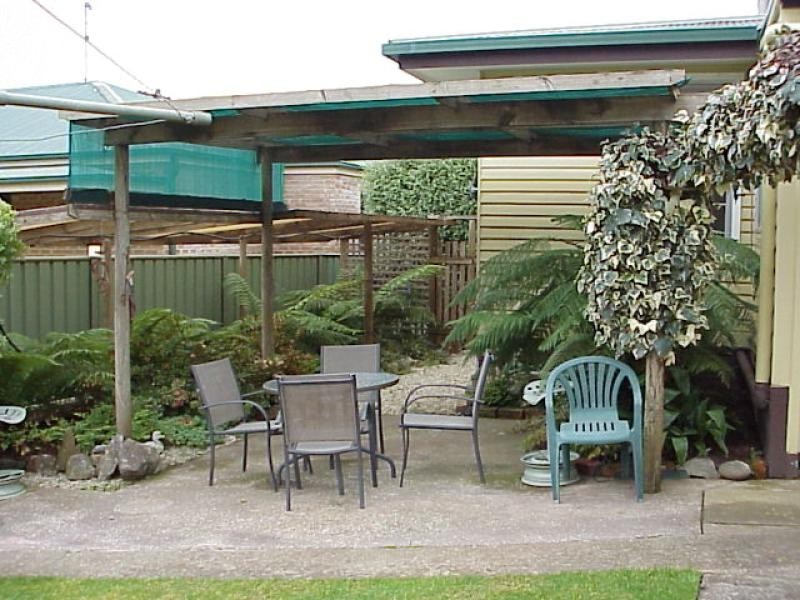 110 Lakeside Avenue, Mount Beauty VIC 3699