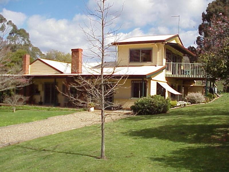 112 Harris Lane, Porepunkah, Bright VIC 3741