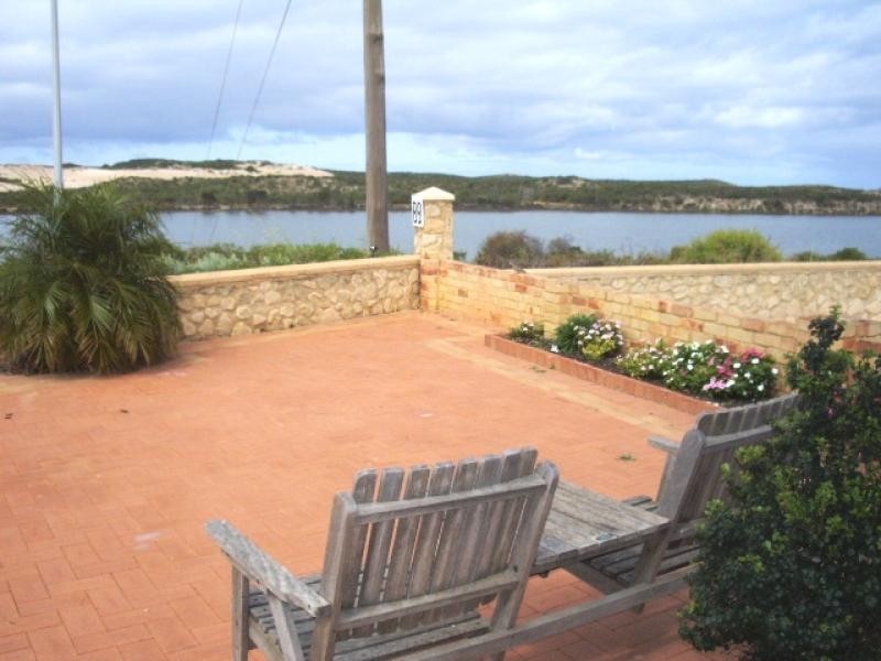 13 SOMERSET PLACE, Cape Burney WA 6532