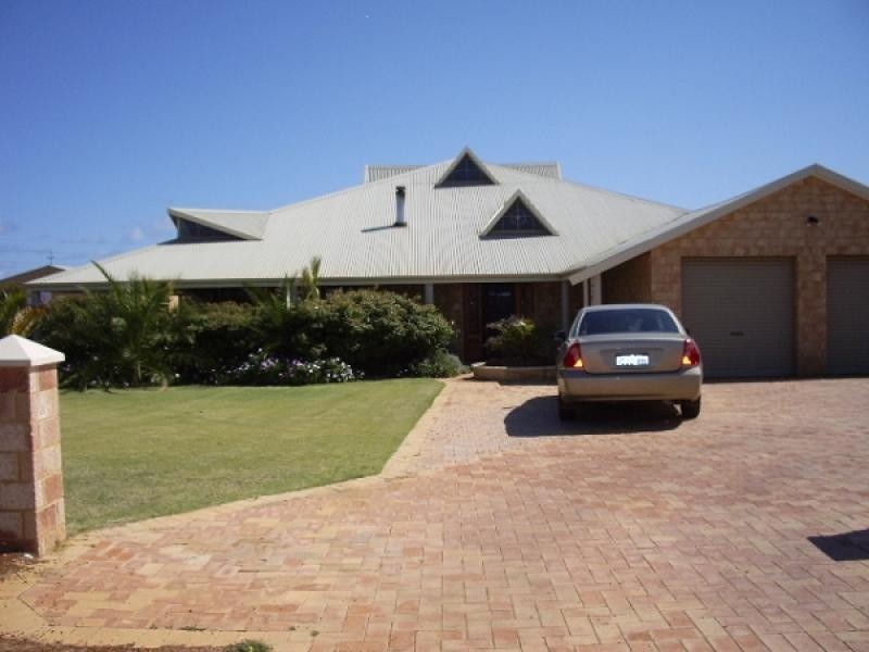 19 TERSONIA WAY, Strathalbyn WA 6530