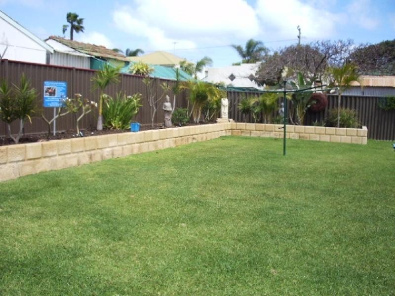 20 ASKEW ROAD, Geraldton WA 6530