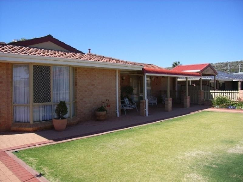 9 FALMOUTH CLOSE, Tarcoola Beach WA 6530