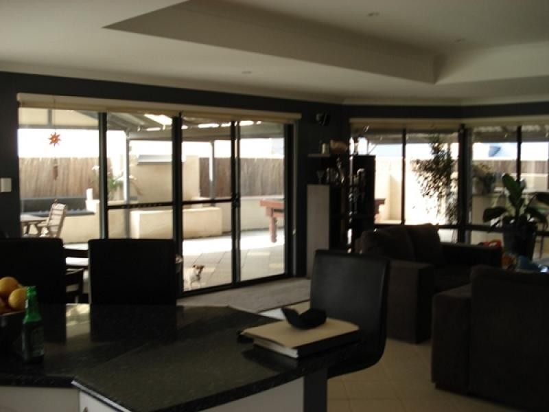 1 DOVE PLACE, Wandina WA 6530