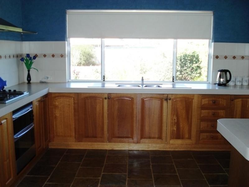 39 Eakins Crescent, Wandina WA 6530