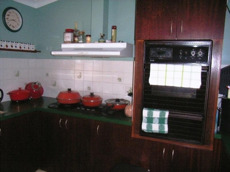 101 Hall Road, Waggrakine WA 6530