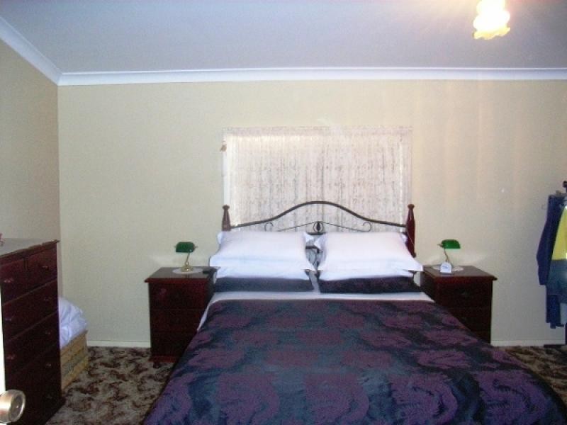 101 Hall Road, Waggrakine WA 6530