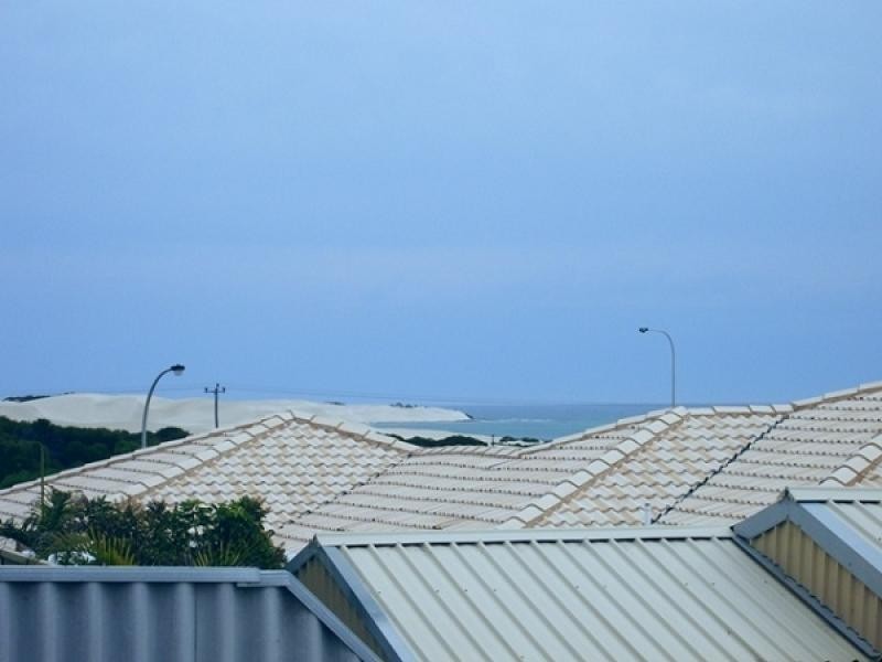 6 Auger Green, Wandina WA 6530