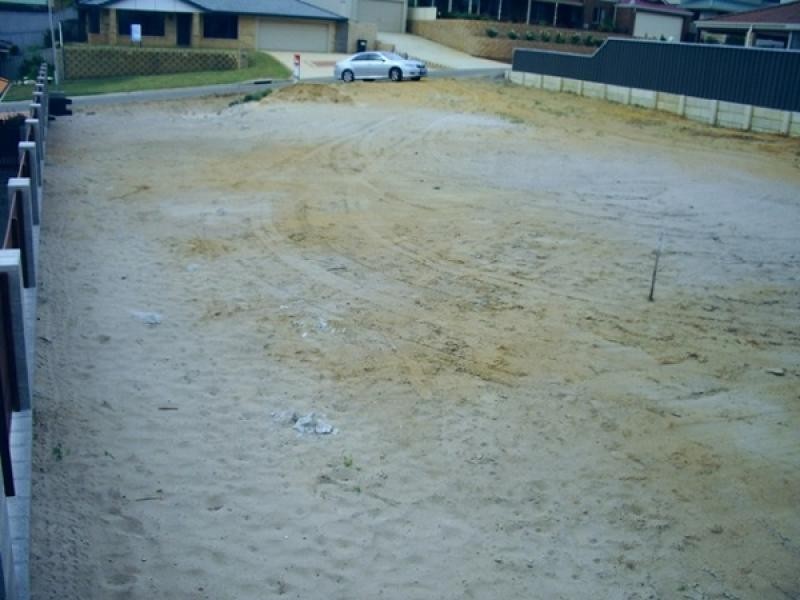 6 Auger Green, Wandina WA 6530