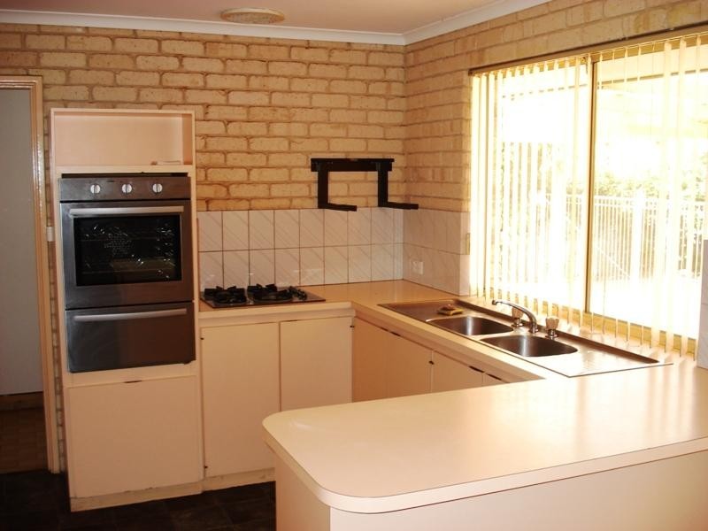 6 Hibiscus Street, Utakarra WA 6530