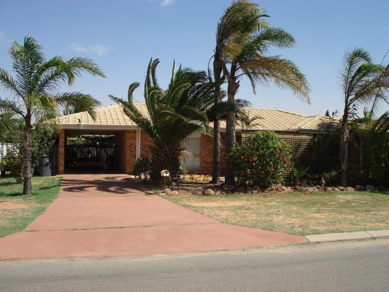 6 Hibiscus Street, Utakarra WA 6530