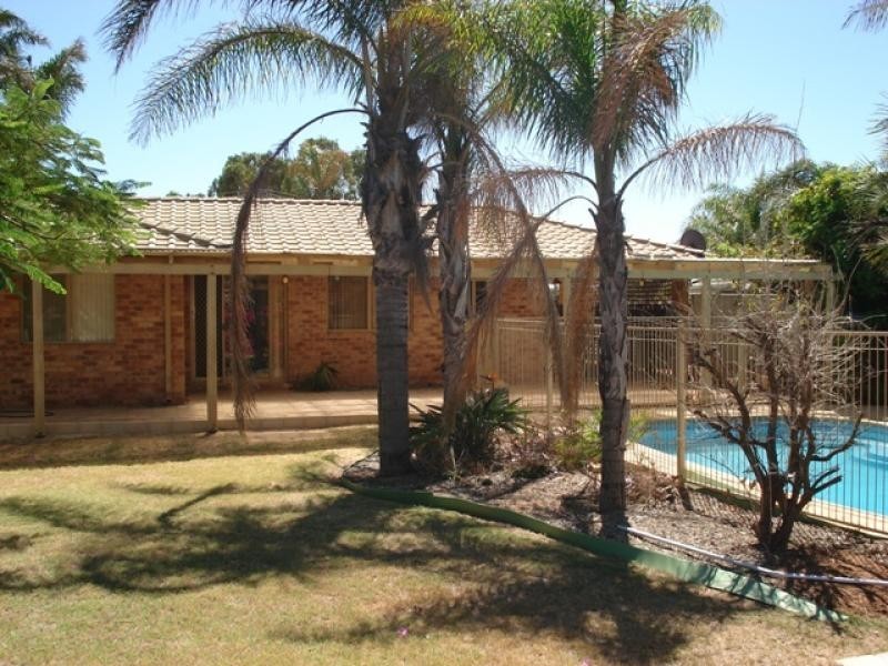 6 Hibiscus Street, Utakarra WA 6530