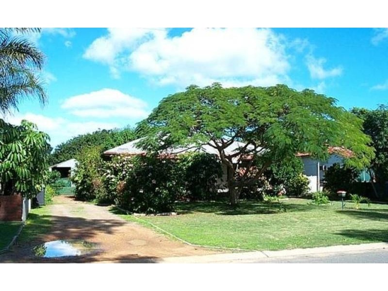 214 Third Street, Wonthella WA 6530