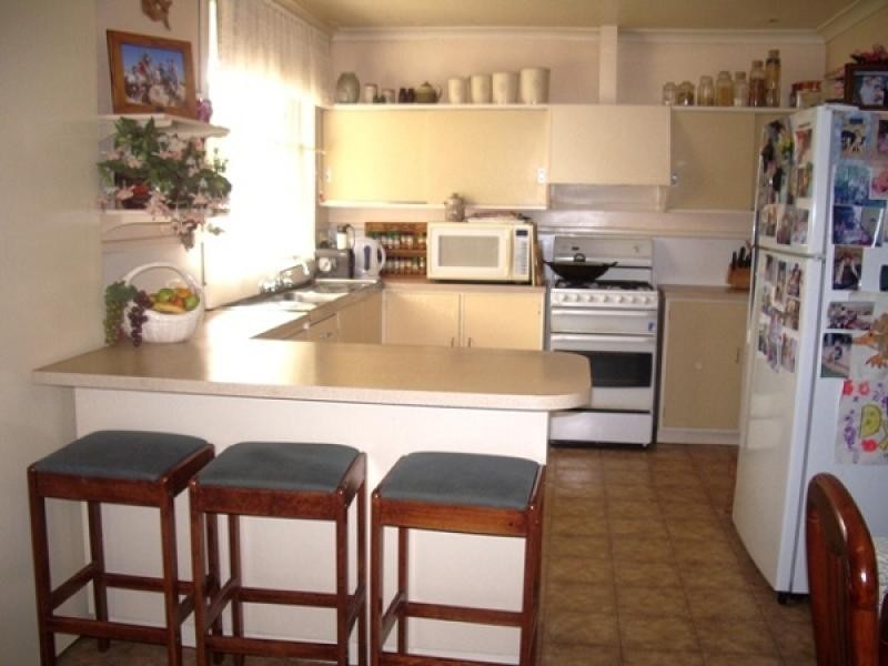 17 Crawford Street, Webberton WA 6530
