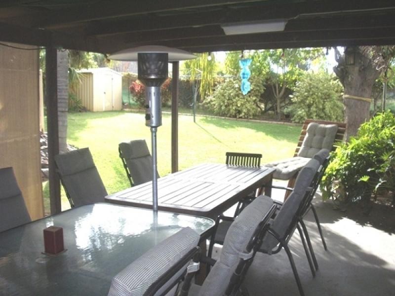17 Crawford Street, Webberton WA 6530