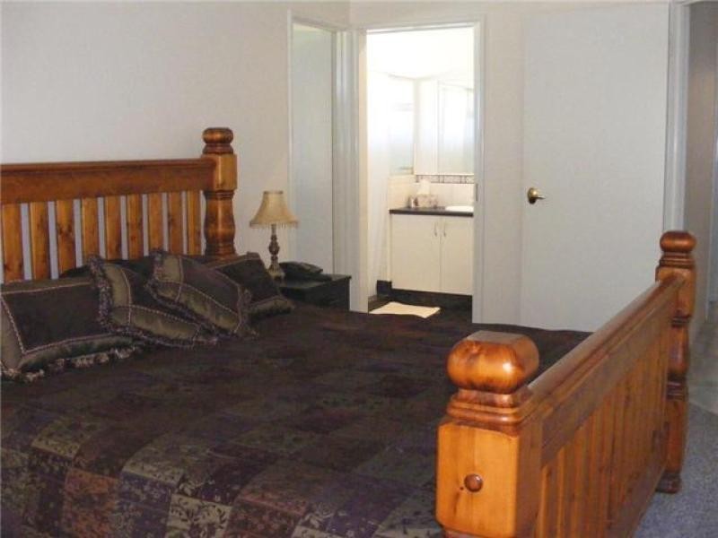 3 Smart Drive, Deepdale WA 6532