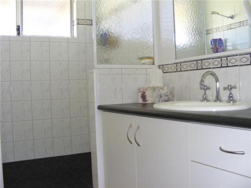 3 Smart Drive, Deepdale WA 6532