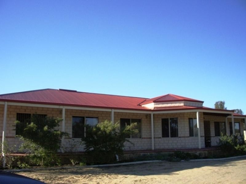 32 Stuart Road, Moresby WA 6530