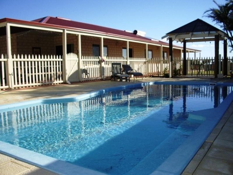 32 Stuart Road, Moresby WA 6530