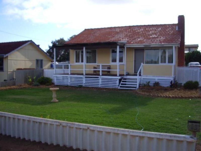 63 EASTERN ROAD, Geraldton WA 6530