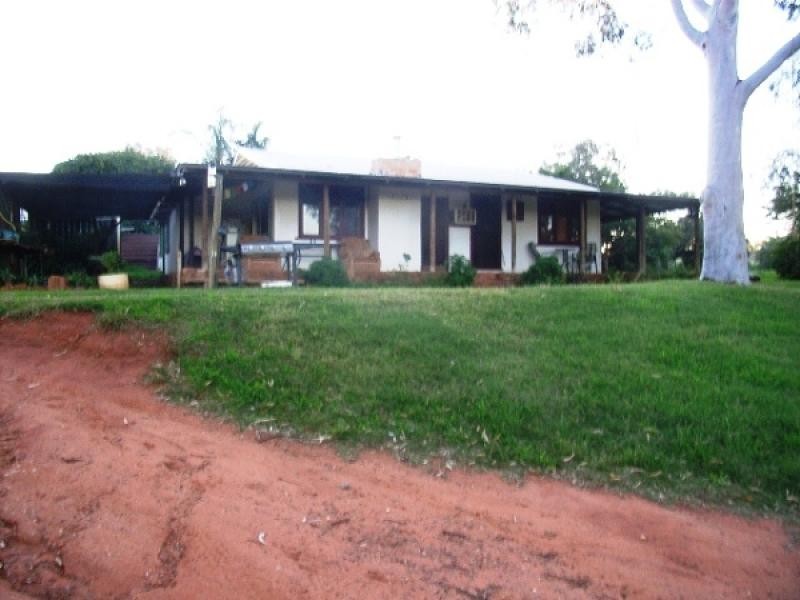 16 Elliott Street, Isseka WA 6535