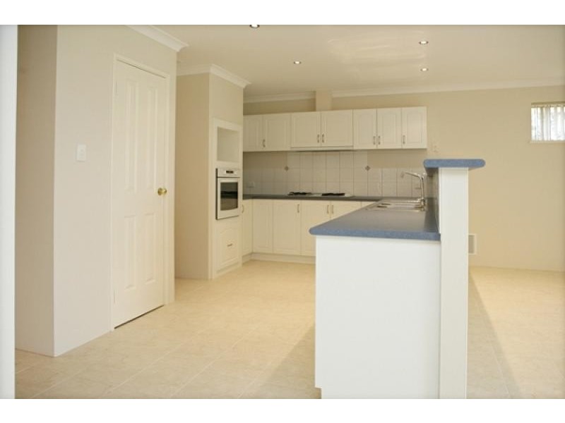 32 A Cairncross Street, Beresford WA 6530