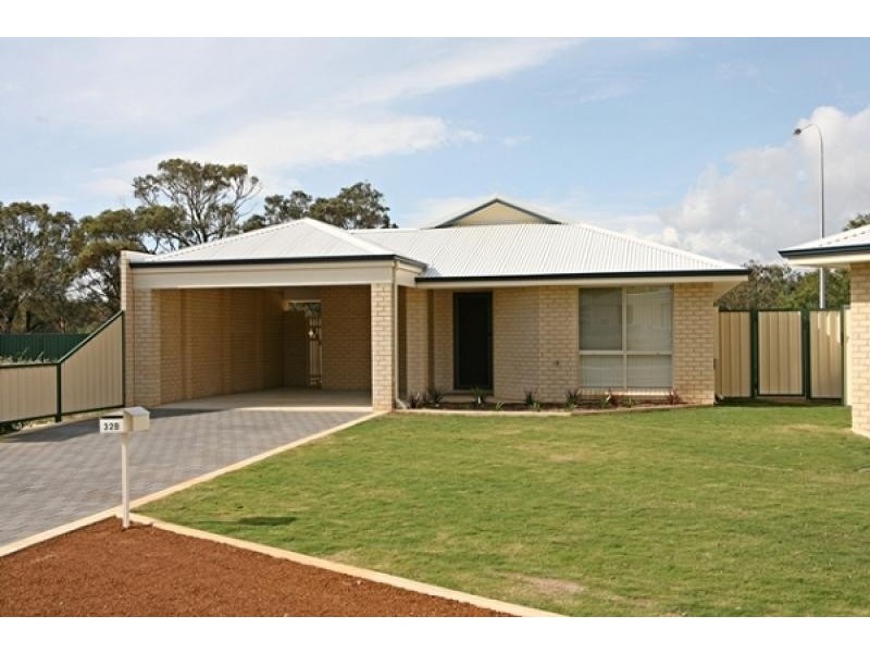 32 B Cairncross Street, Beresford WA 6530
