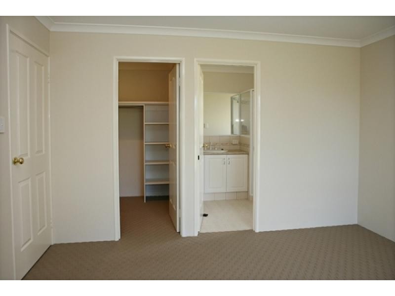 32 B Cairncross Street, Beresford WA 6530