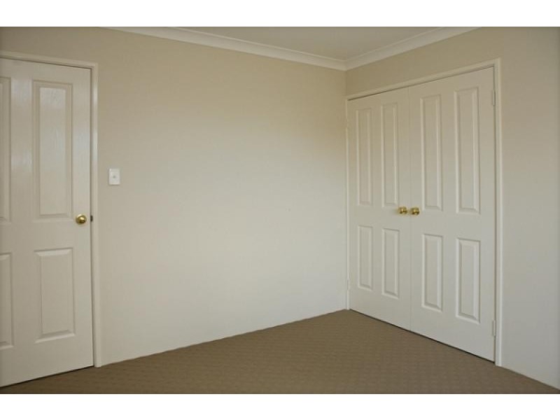 32 B Cairncross Street, Beresford WA 6530