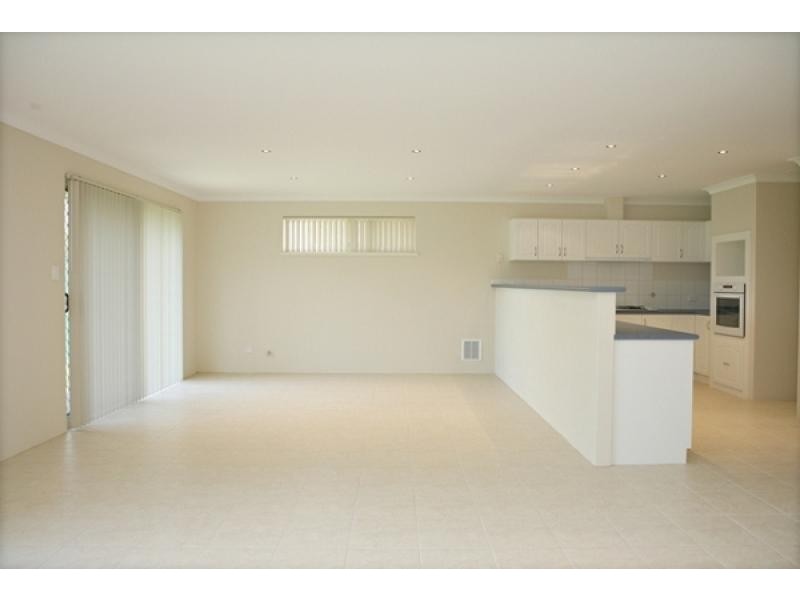 32 B Cairncross Street, Beresford WA 6530
