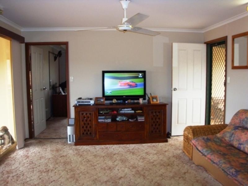 5 Elliott Street, Isseka WA 6535