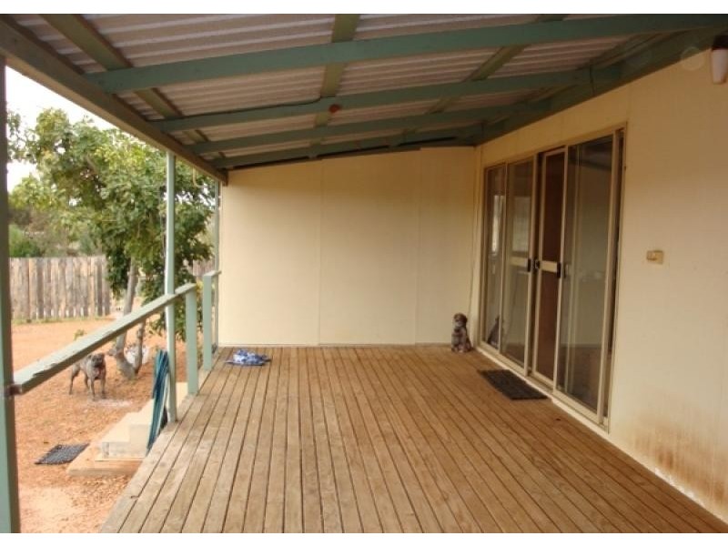 5 Elliott Street, Isseka WA 6535