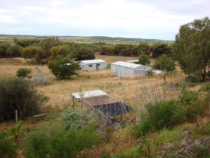 1443 Company Road, Greenough WA 6532